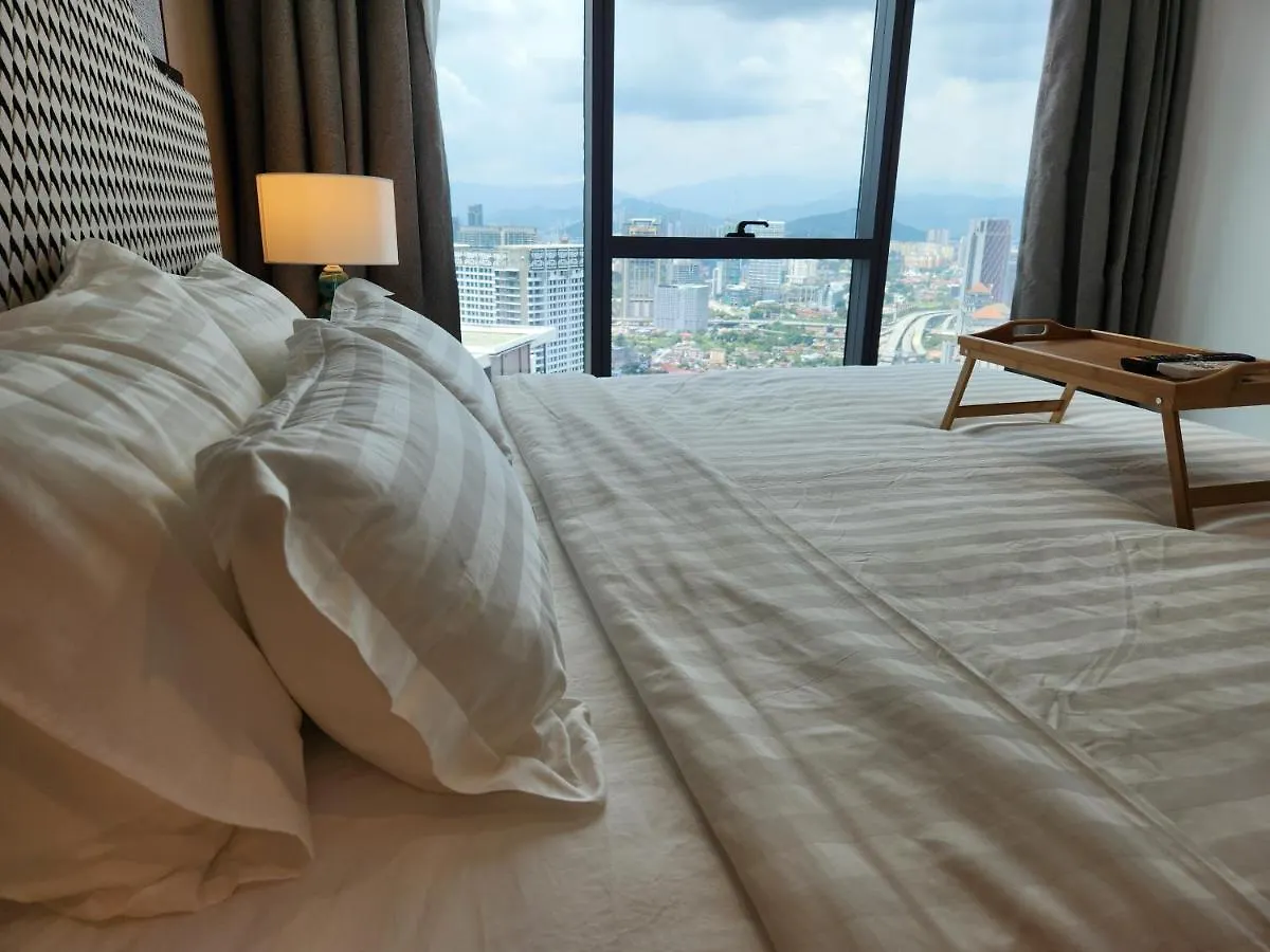 Apartment The Platinum 2 Klcc Premium Suite By Reluxe Kuala Lumpur